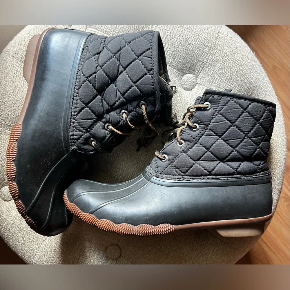 Sperry Women’s Size 8 Quilted Duck Boots | Winter Weather Essential